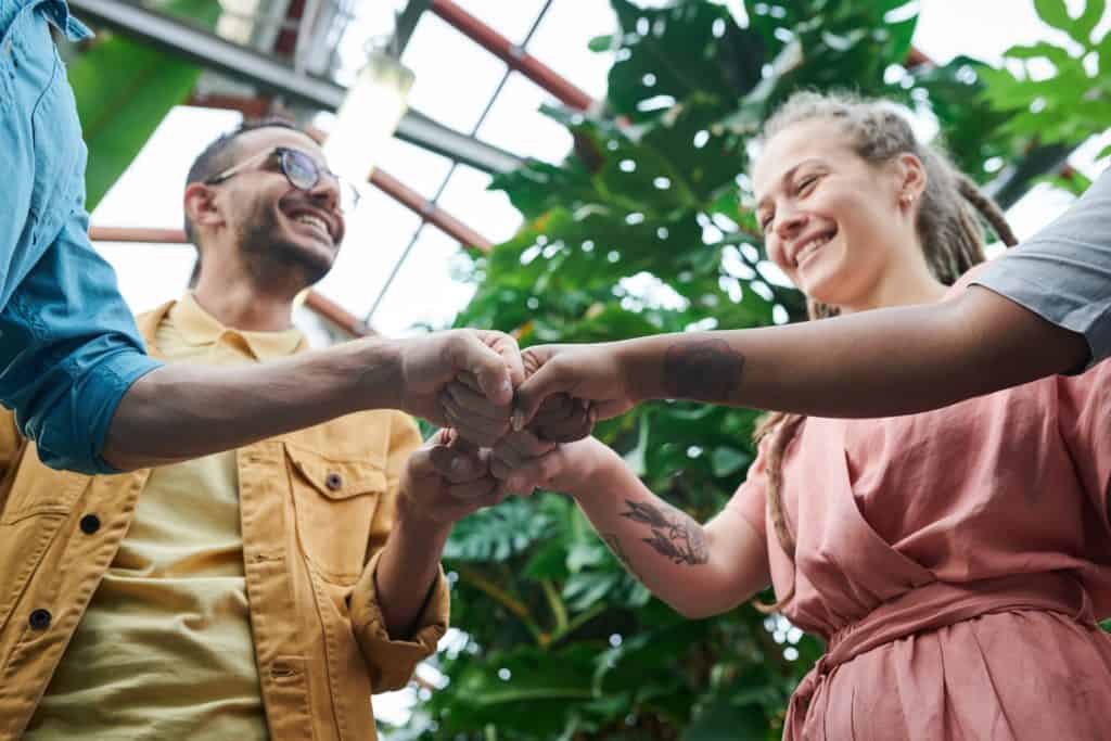 The human flourishing movement in modern leadership